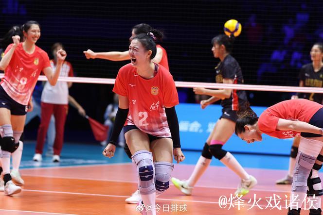 全运会:江苏女排直落三局击败山东女排夺冠 全运会:江苏女排直落三局击败山东女排夺冠